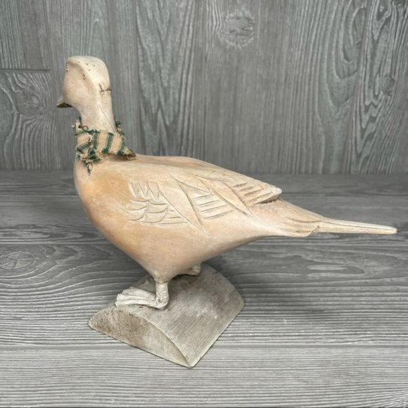 White washed wooden carved duck figurine decoration - Picture 2 of 8